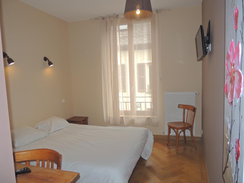 Hotel Des Alpes Le Bourg-dʼOisans Quarto foto